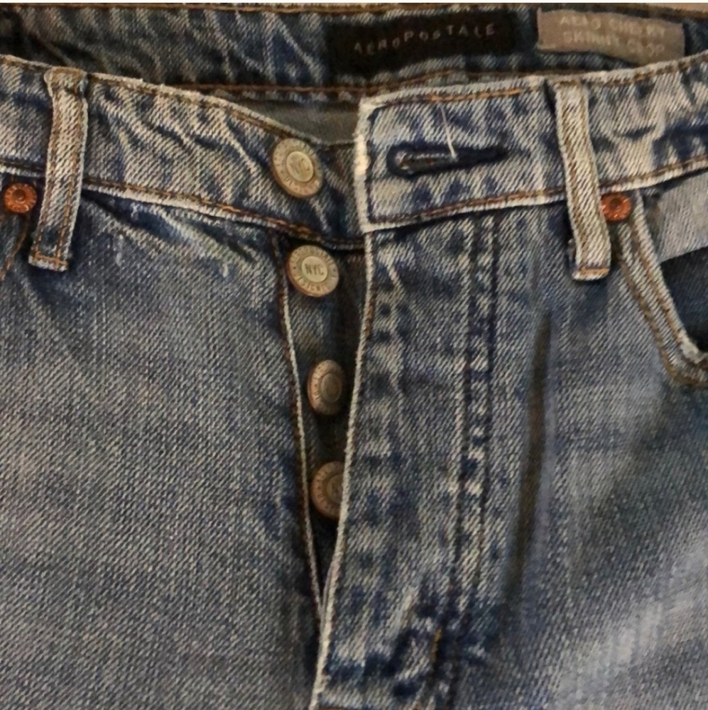 Aeropostale ripped jeans! - Picture 4 of 8